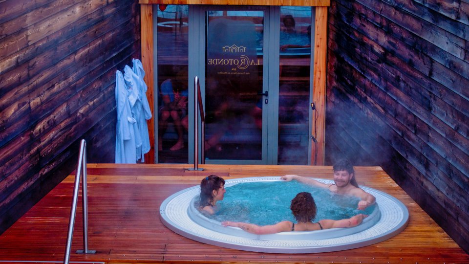 Jacuzzi exterieurs